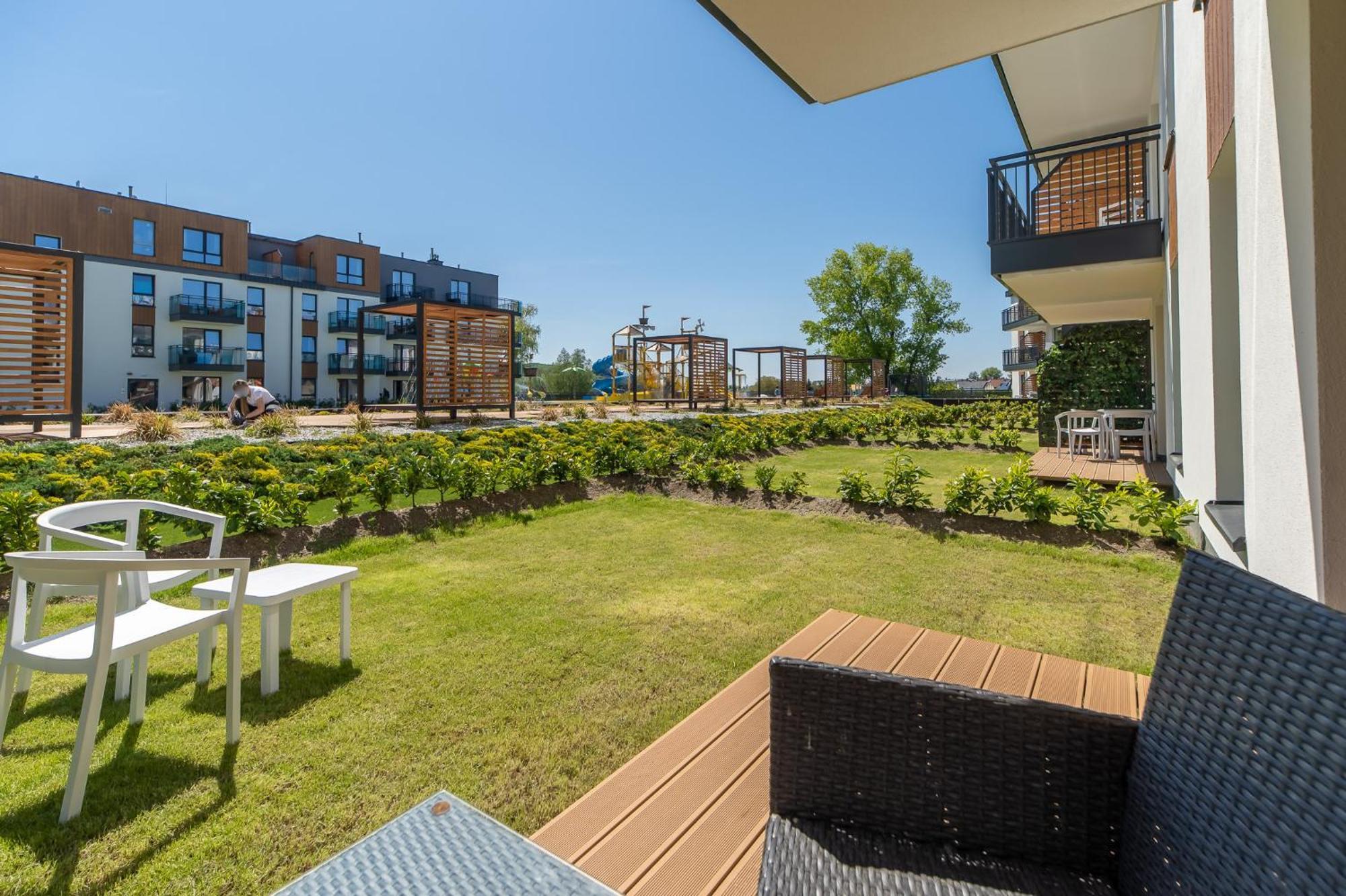 Bel Mare Lux Apartment B105 With Patio Garden By Noclegi Renters เมียนซิดดรอแย ภายนอก รูปภาพ